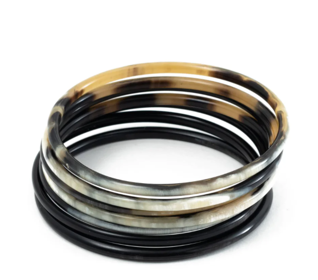 Sunshine Tienda Horn Bangle Set