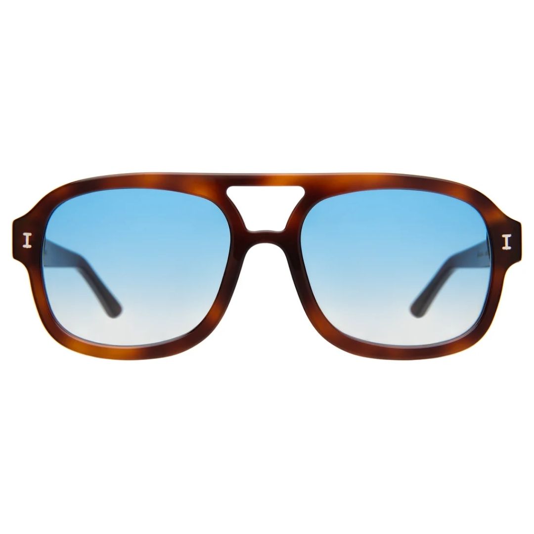 illesteva Memphis Sunglasses