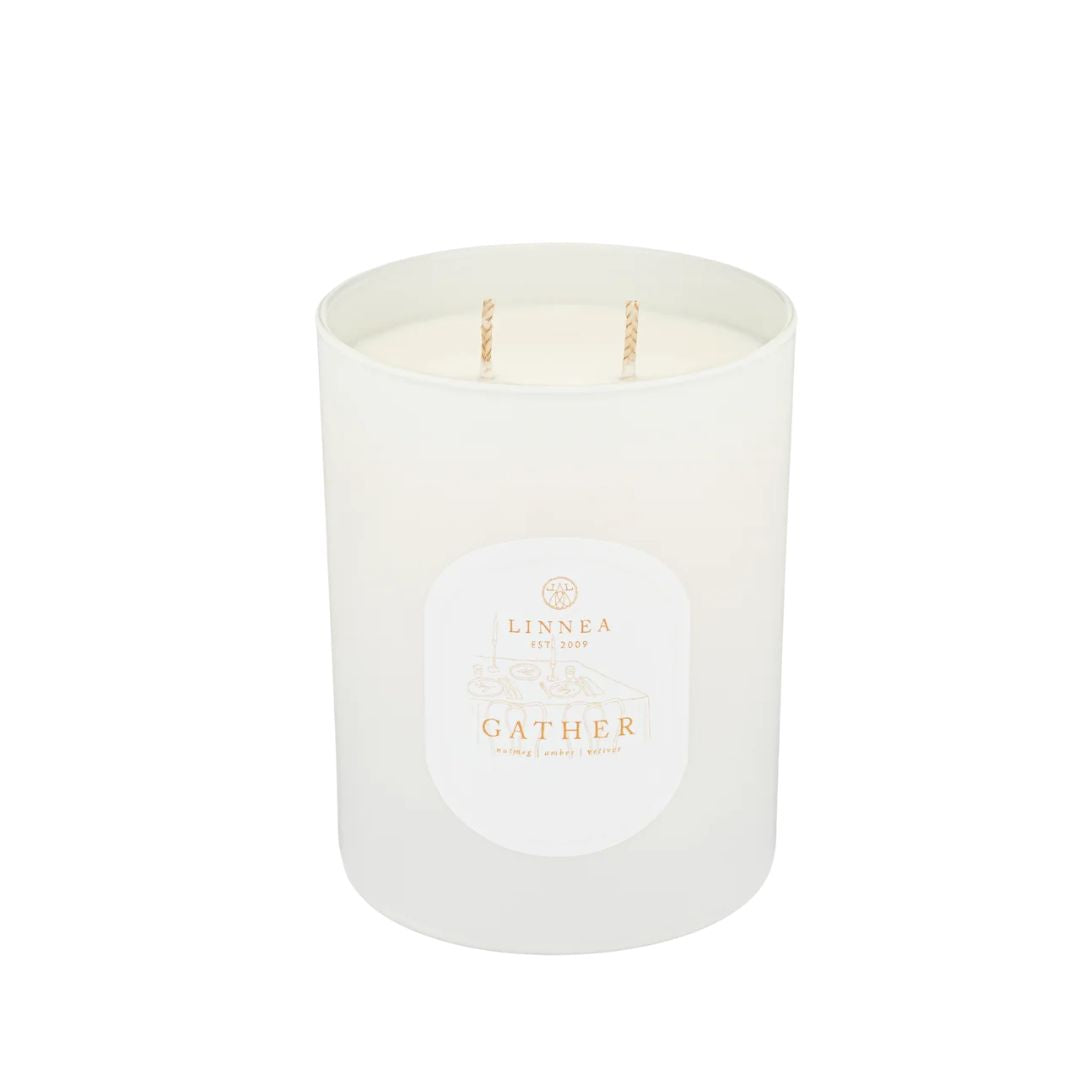 Linnea Seasonal Candle